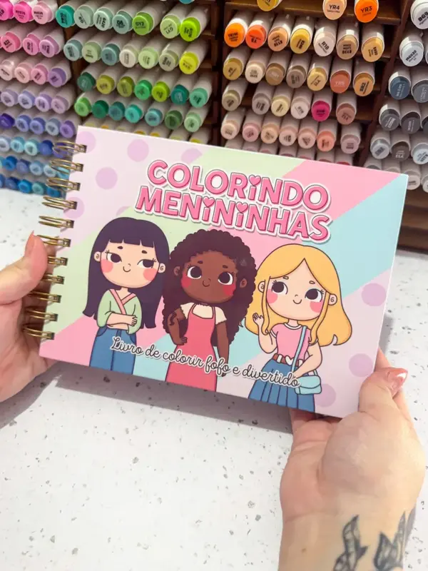 Desenhos para Colorir - Meninas em Versão Digital - Imagem 7