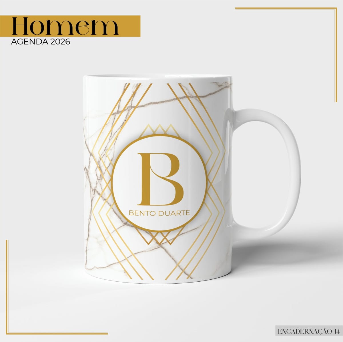 Agenda Masculina 2026 Digital para Sublimação e Encadernação 3 Caneca branca com estampa marmorizada, linhas douradas e a letra B em destaque.