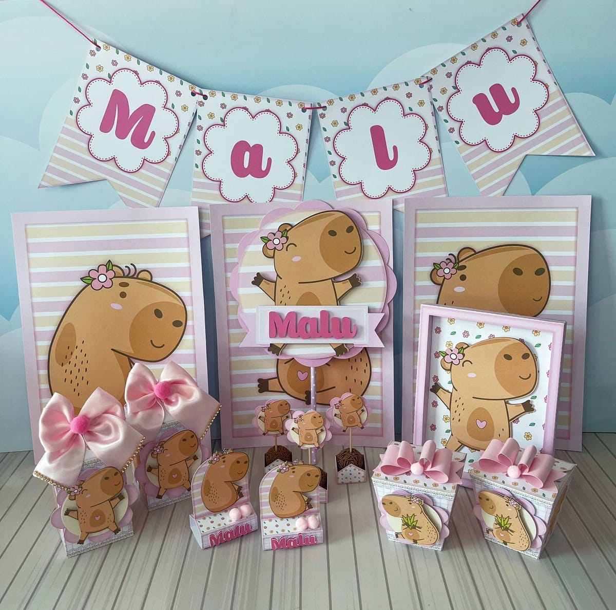 Arquivo de Corte Festa Capivara Menina em Studio e PDF 1 Kit de festa personalizado com tema de capivara e tons de rosa pastel