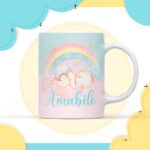 Arte Digital Caneca Arco Iris Menina - Arquivo Digital 2 Arte Digital Caneca Arco Iris Menina - Arquivo Digital