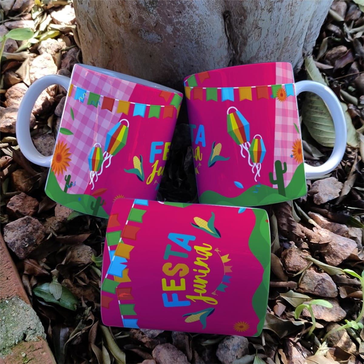 Artes Digitais Caneca Festa Junina para Sublimação 5 Design de Festa Junina em canecas, com balões, bandeirinhas e milho.