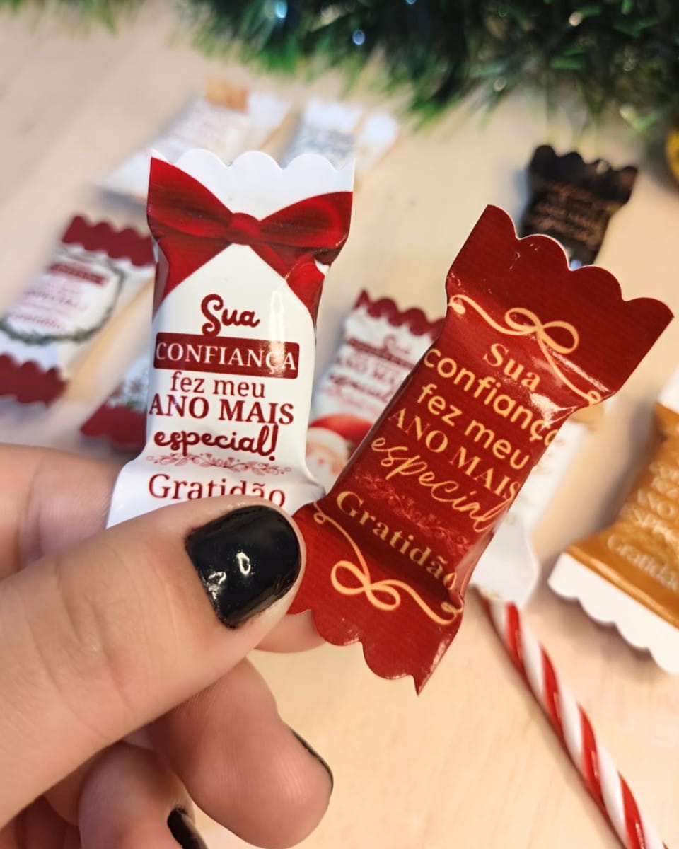 Etiqueta para Balinha de Natal com Design Vintage Editável 1 Etiqueta para Balinha de Natal com Design Vintage Editável