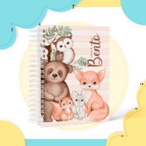 Caderneta com arte digital de animais da floresta: coruja, urso, raposa, esquilo e coelho.