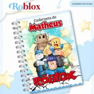 Capa de caderno personalizada com personagens coloridos de blocos e estrelas amarelas.