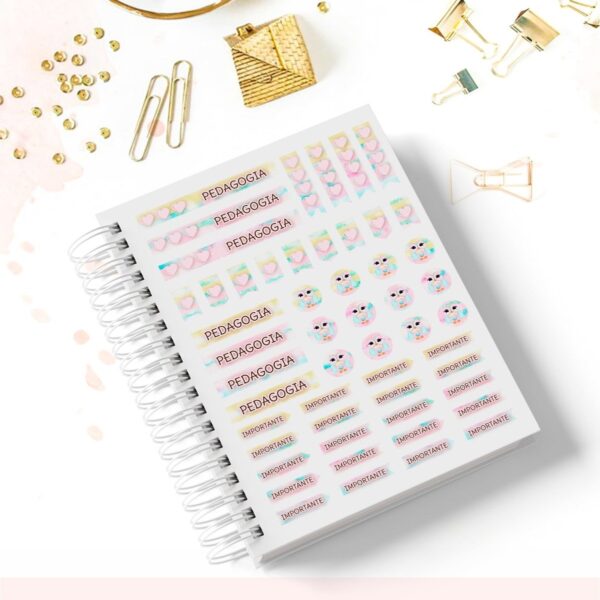 Caderno Profissão Pedagogia - Arquivo Digital