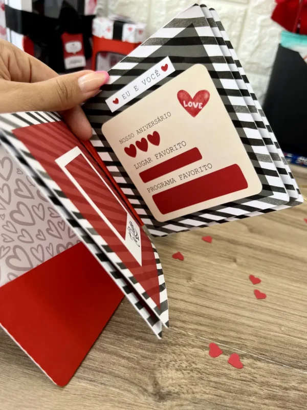 Celebre o Amor com Arquivos de Corte Temáticos