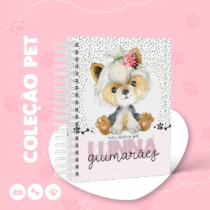 Arte digital de caderno espiral com ilustração de cachorro fofo, fundo rosa. Coleção pet.