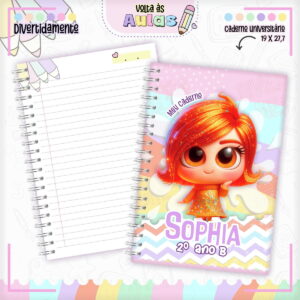 Caderno universitário aberto com capa de personagem feminina de cabelo laranja e páginas pautadas.