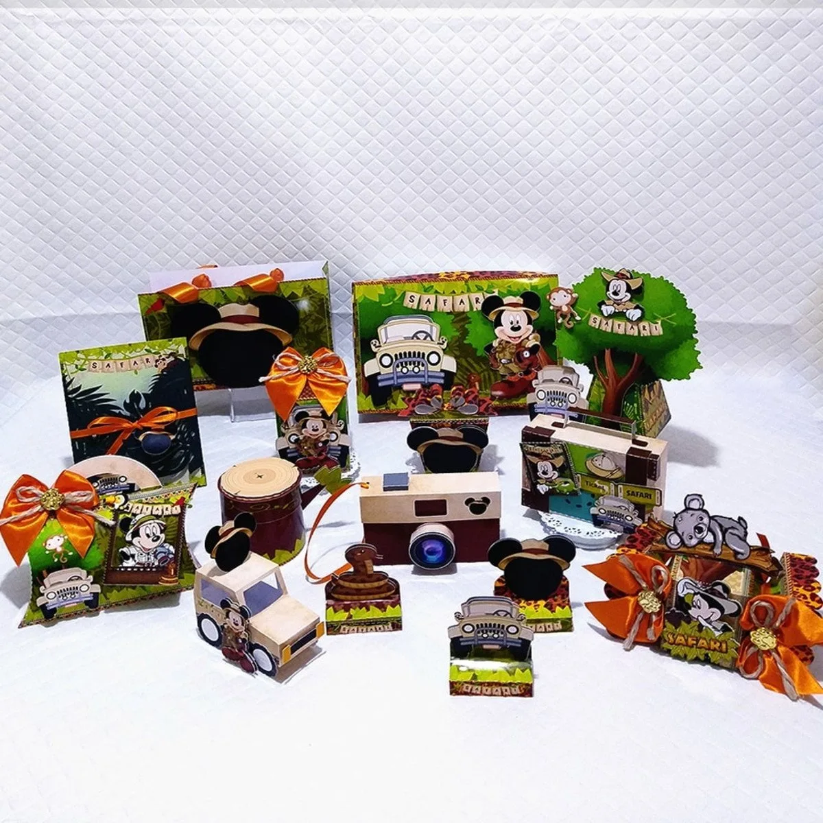 Festa Pronta Mickey Safari - Arquivo Digital 1 Festa Pronta Mickey Safari - Arquivo Digital
