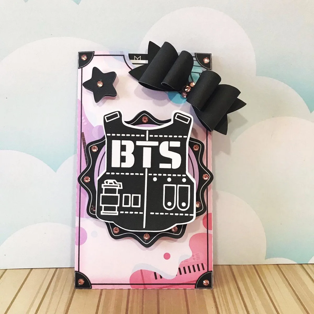 Kit Festa Só um bolinho Bts Cute - Arquivo Digital 3 Kit Festa Só um bolinho Bts Cute - Arquivo Digital