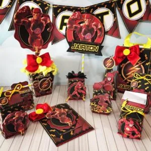 Kit de festa infantil com tema de super-herói em vermelho e amarelo