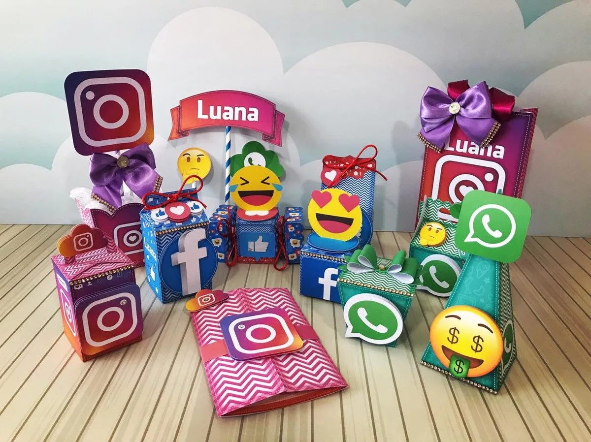 Kit Festa Só um bolinho Redes Sociais - Arquivo Digital 1 Kit Festa Só um bolinho Redes Sociais - Arquivo Digital