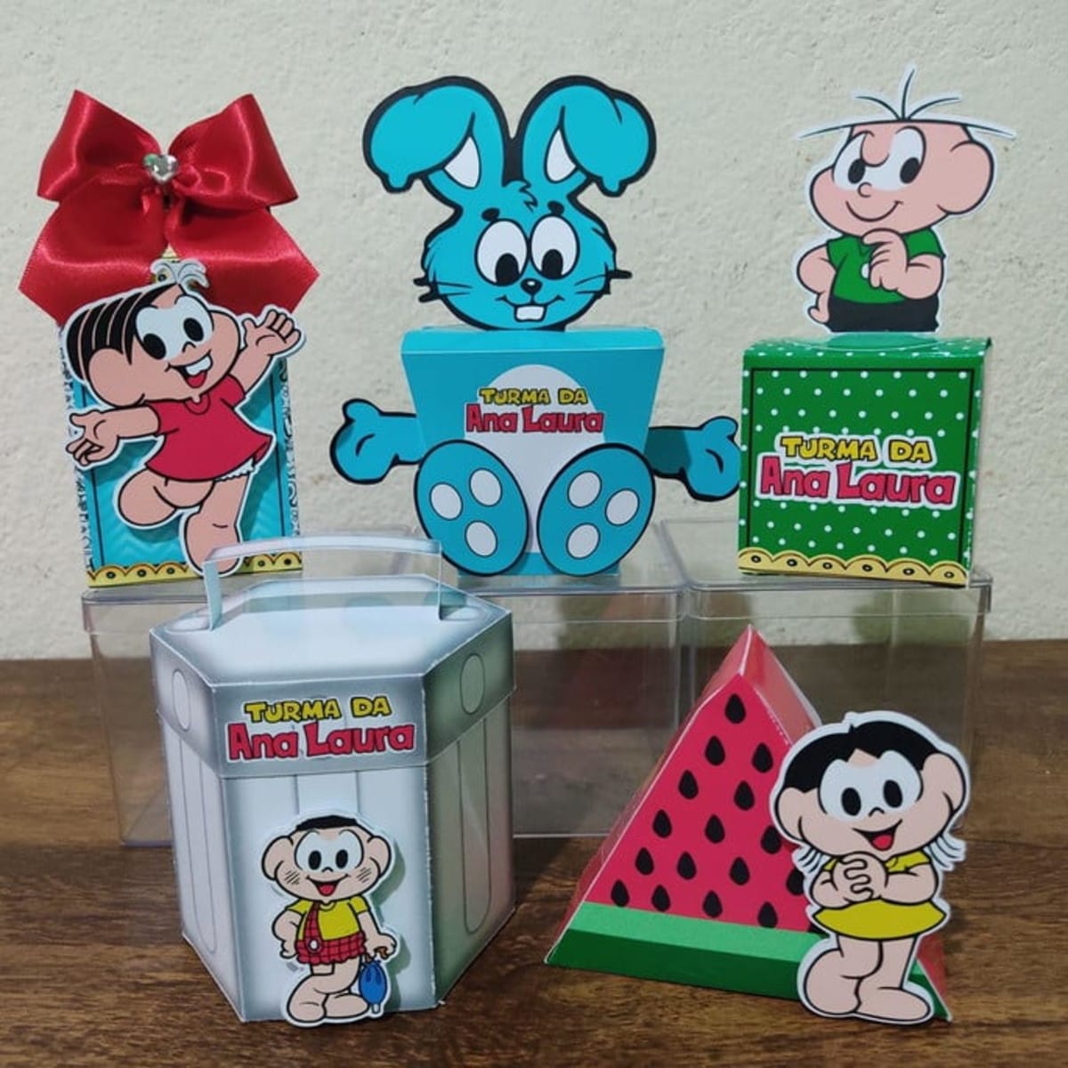 Kit Festa Turma da Monica Studio para Lembrancinhas 1 Designs digitais de caixas de festa com personagens de quadrinhos, tema "Turma da".