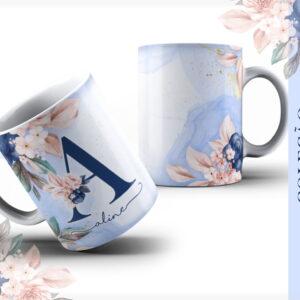 Alfabeto Floral Aquarela para Sublimação com Fontes 21 Duas canecas brancas com arte digital floral em tons de azul e rosa, e a letra A.